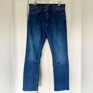 Banana Republic Traveler Dark Wash Jeans - 33x32 Slim